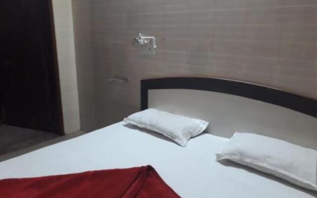 The Grand Deedar Hotel