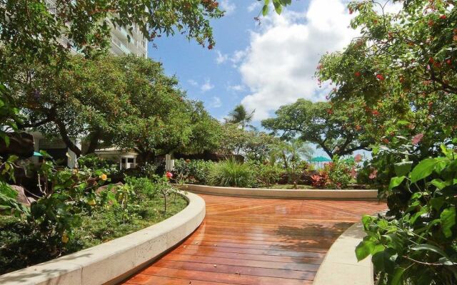 Ilikai 1721 - Studio Condo