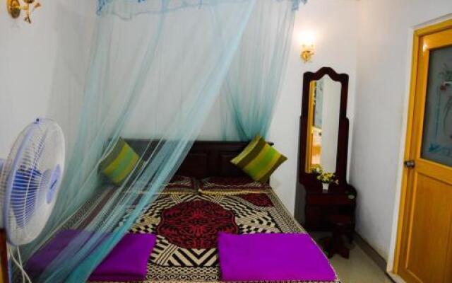 Rustle Hill Home Stay-Ella