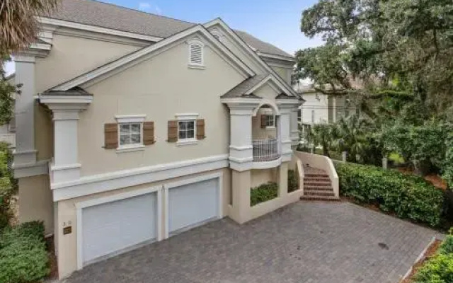 30 Knotts Way by RedAwning