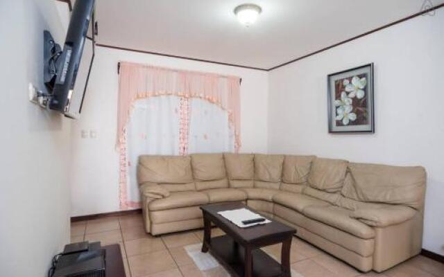 Private Room in Santa Ana Downtown