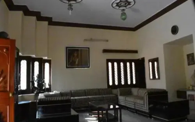 Hotel Ram Kuti