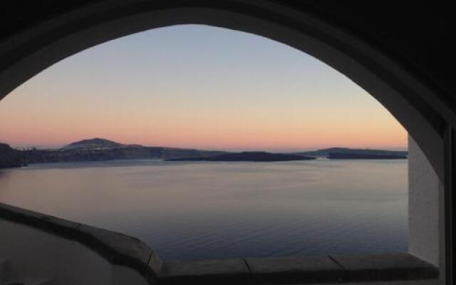 Beautiful Oia Villa