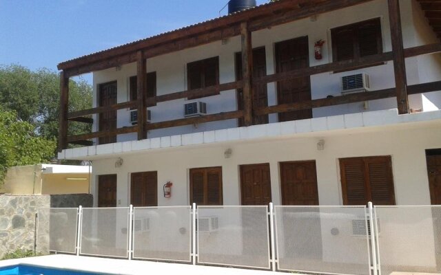 Hosteria Las Violetas