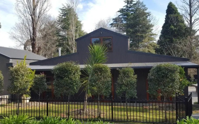 Montrose Barn House