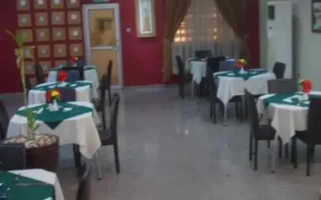 Conference Hotel & Suites Ijebu