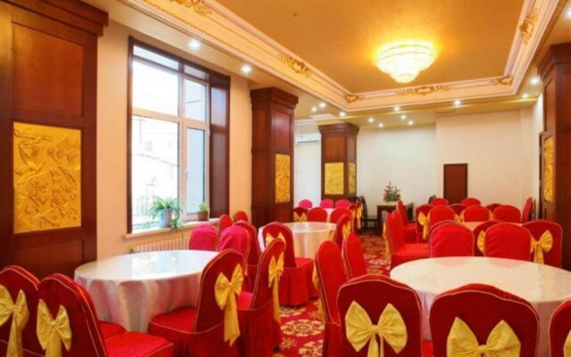 Yizheng Holiday Hotel