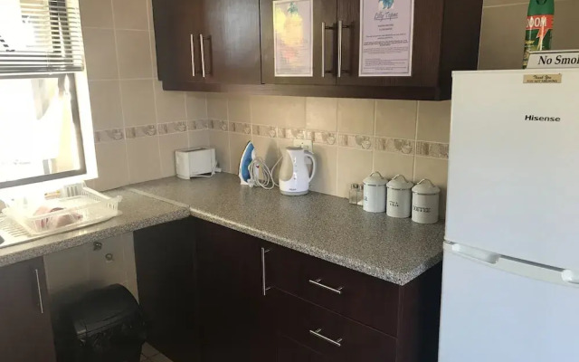 Lilly Self-Catering