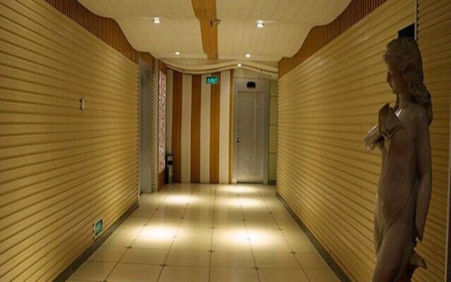 Hong Yuan Hotel - Hebi