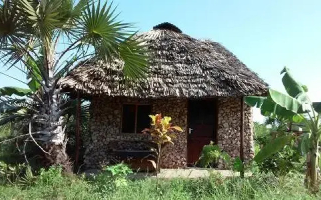 Bahati Diani House Glamping