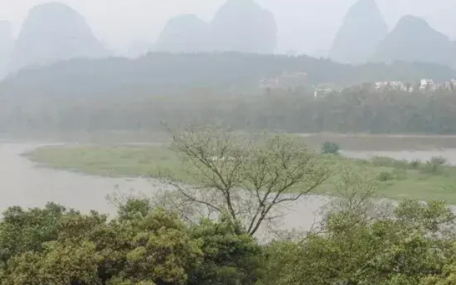 Yangshuo River Times Hotel