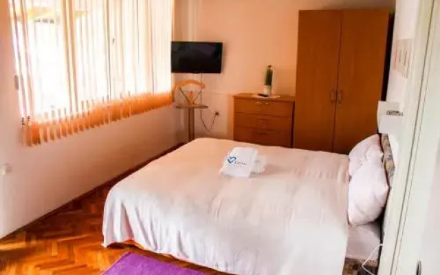 Roko Apartments