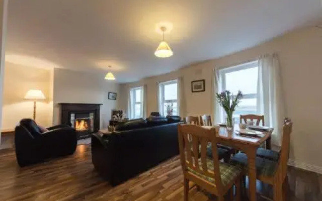 Ocean View - 2 Bed Townhouse