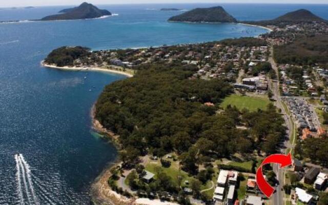 Edgewater, Unit 3/145 Shoal Bay Road