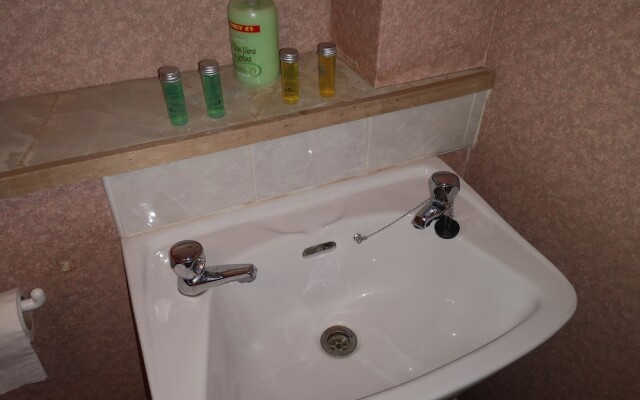 Birnam Guest House