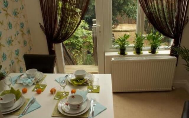 Luxurious Hammersmith Apartment