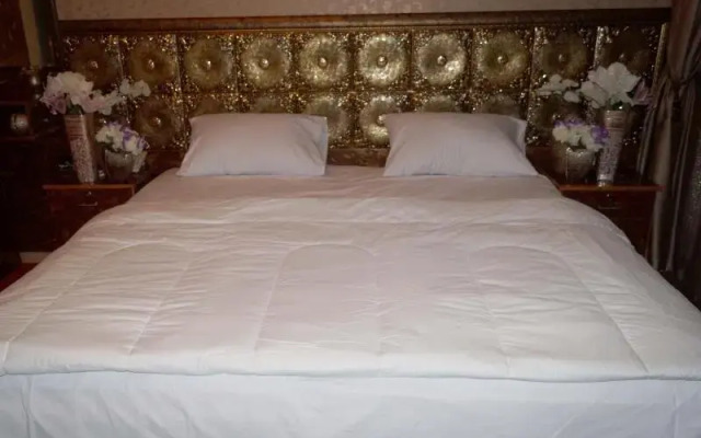 Aureate Hotel Apartment