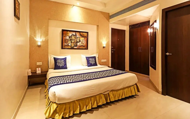 East Lite Hotel