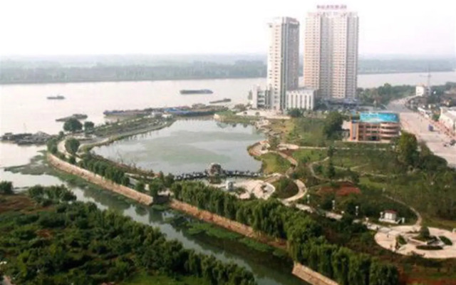 Xuyisizhou Junyue Hotel