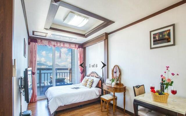 Harmory Pension