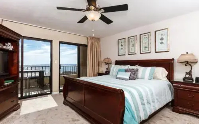Surf Dweller 205 by RedAwning