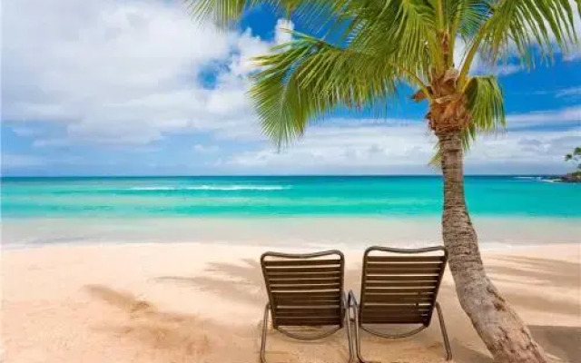 Kauhale Makai 434, 2 Bedroom, 2 Bathroom Oceanfront Condo, Pool