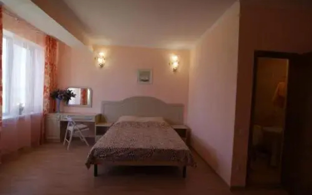 Summer Guest House