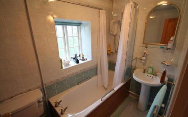 Ruffles Cottage
