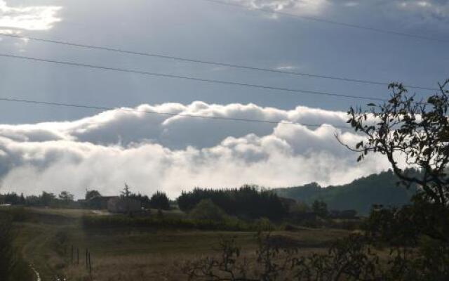 La Maison Dans Les Nuages