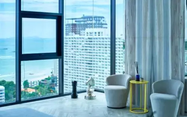 The Base by Fantasea Beach