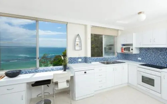 Beachpoint, Unit 501, 28 North Street