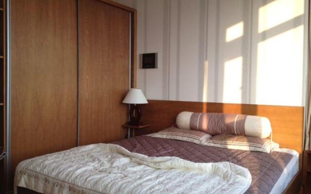 Apollo Hostel