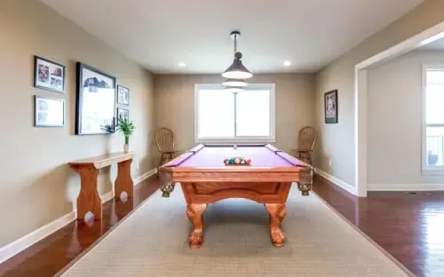 Ewing Drive Home - 3 Br Home