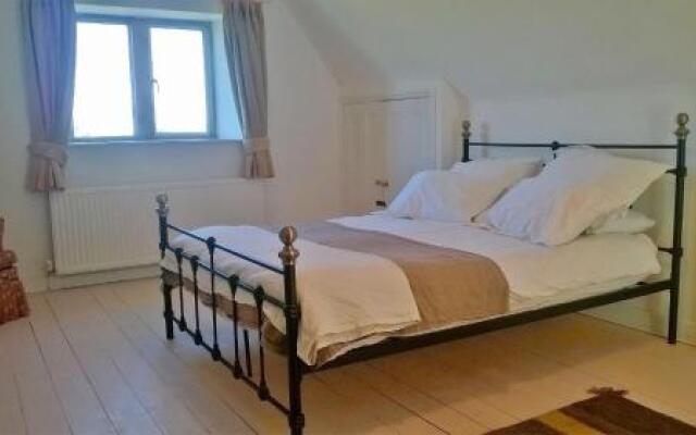 Battens Farm Cottages - B&B and Self-catering Accommodation