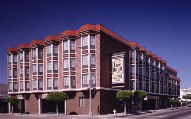 Cow Hollow Inn and Suites