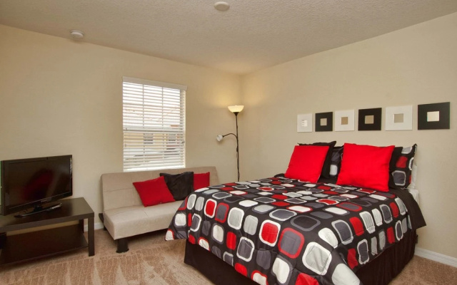 Paradise Palms 8952 B