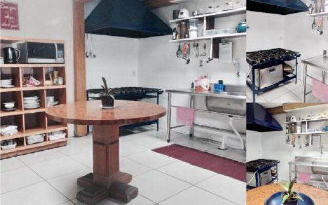 Hostel 325