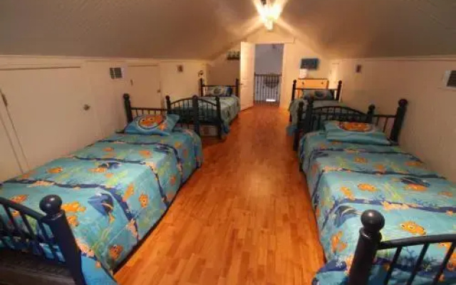 Cajun Yacht Club - 4 Br Home