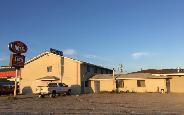 Wakiki Motel & Lounge