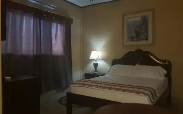 Tia Maria Guesthouse