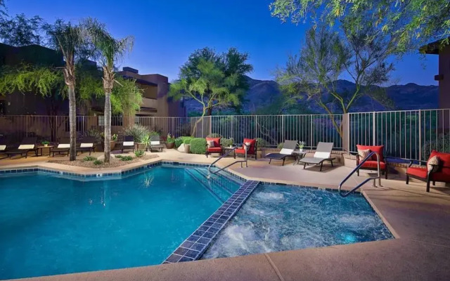 The Greens and Ventana Canyon 3115E