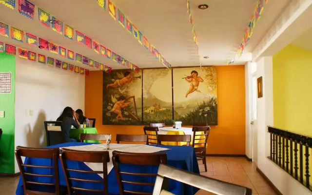 Hotel Real Del Aguila