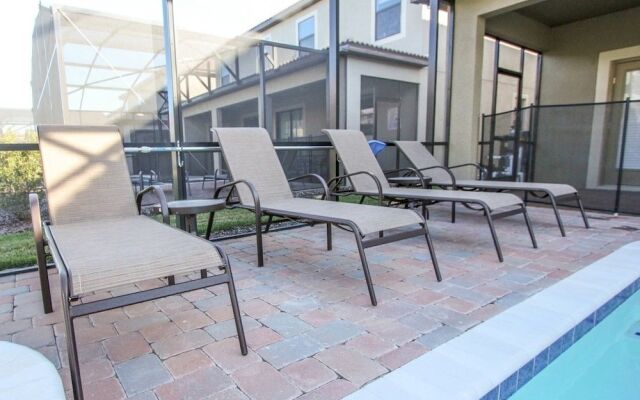 Home 8 Beds El Caro Lane 211537