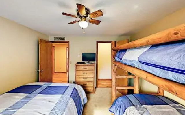 Se Teakwood - 3 Br Home
