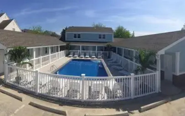 Boardwalk Beach Inn