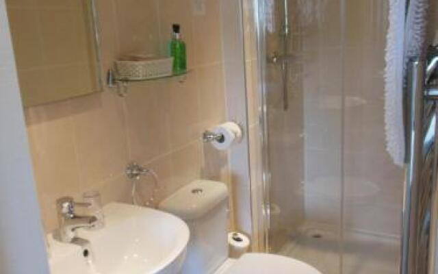 High Tor Guest House