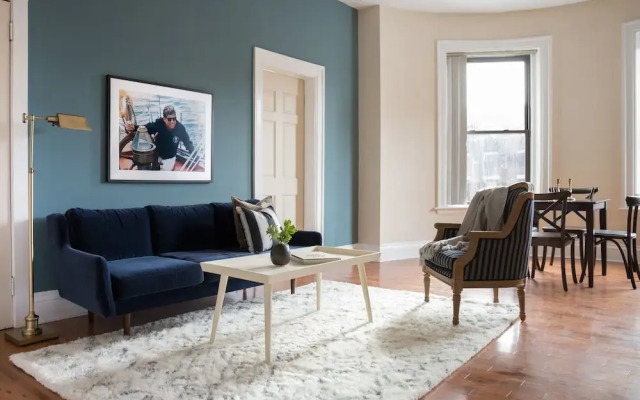 Superior Fenway Suites by Sonder