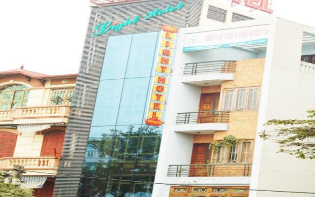 Light Hostel