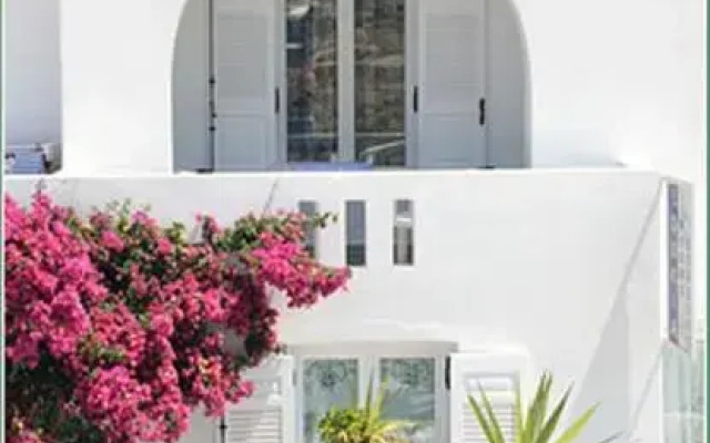 Loukia Apartments & Studios