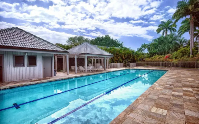 Alii Point Oceanfront by RedAwning